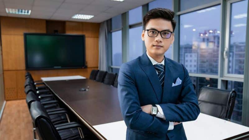Lê Anh Tú một trong những doanh nhân trẻ và tài năng trong ngành cá cược trực tuyến tại Việt Nam